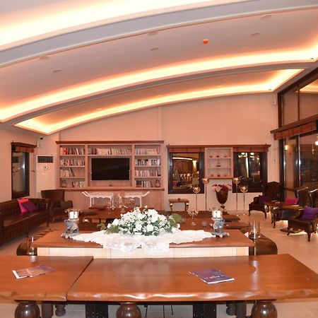 Blue Pier Hotel コジャエリ エクステリア 写真