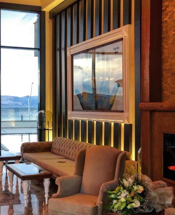 Blue Pier Hotel コジャエリ エクステリア 写真