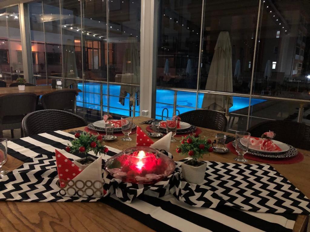 Blue Pier Hotel コジャエリ エクステリア 写真